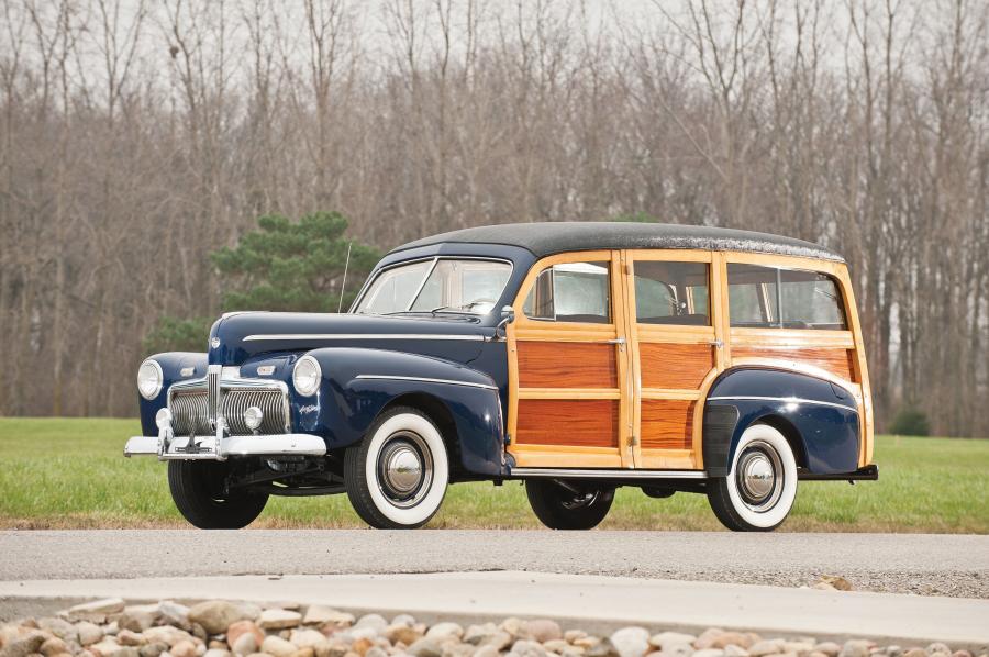  Ford Super DeLuxe Station Wagon 1942 года  (фото 1 из 31)
